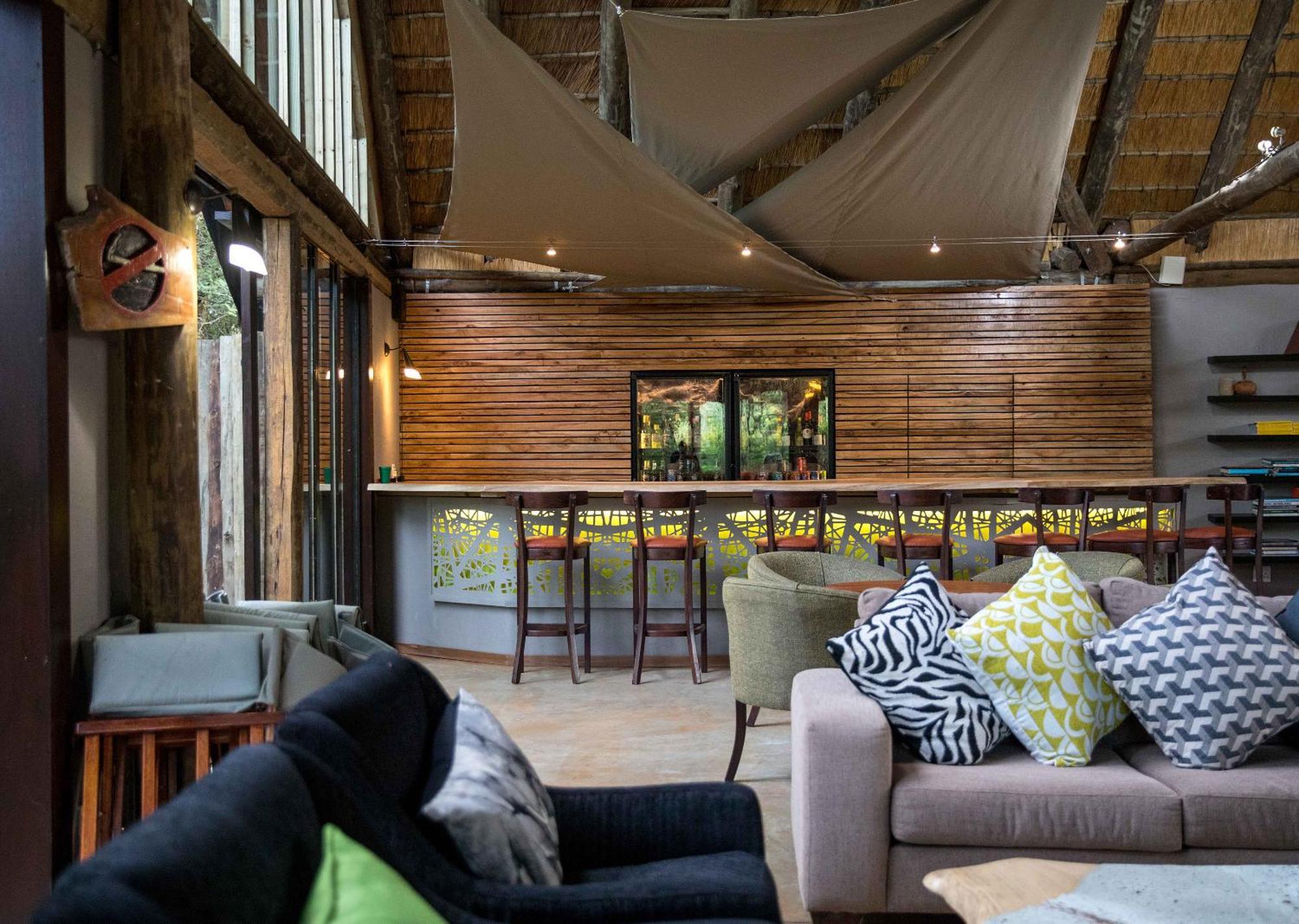 Royal Thonga Safari Lodge Sihangwane エクステリア 写真