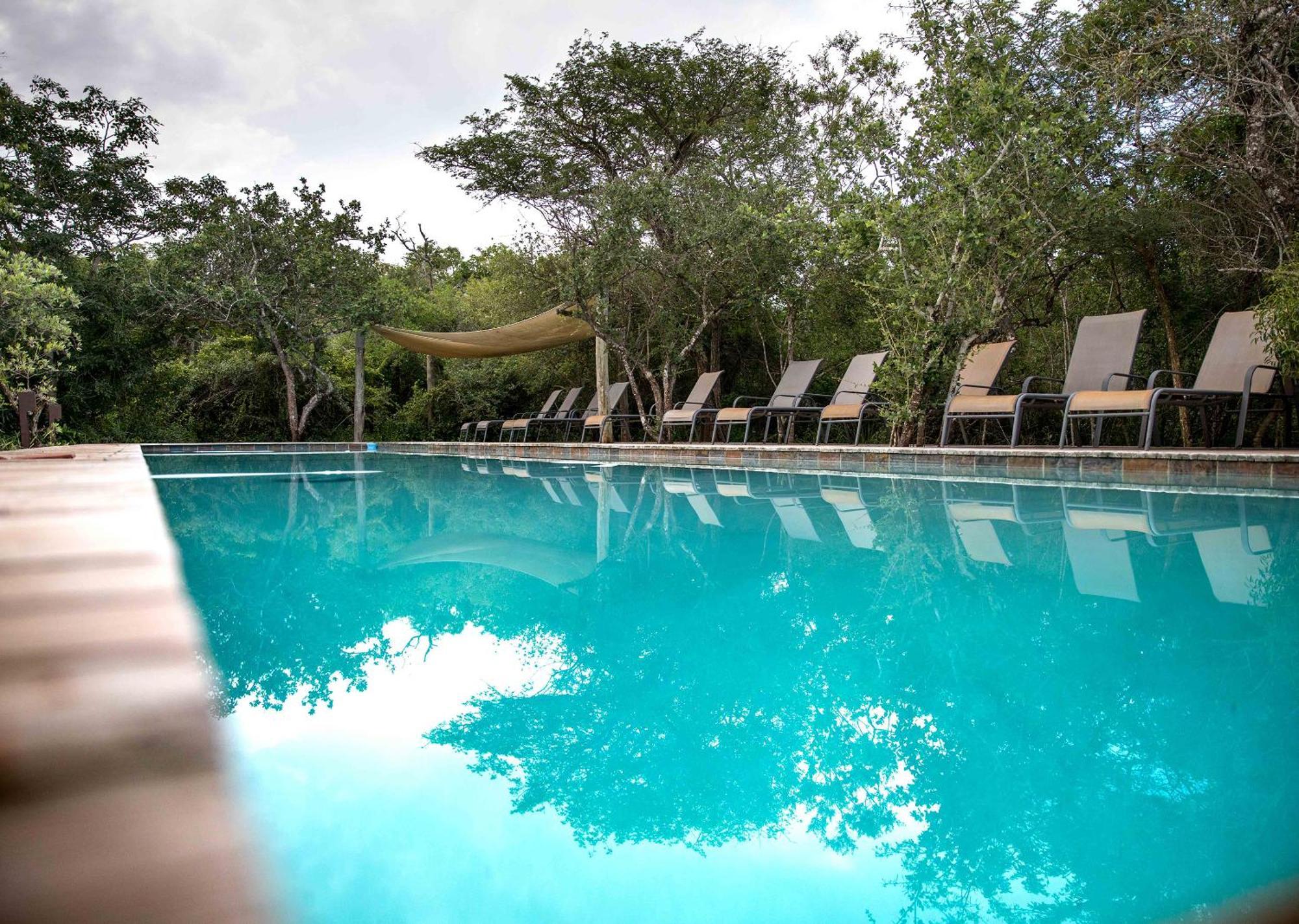 Royal Thonga Safari Lodge Sihangwane エクステリア 写真